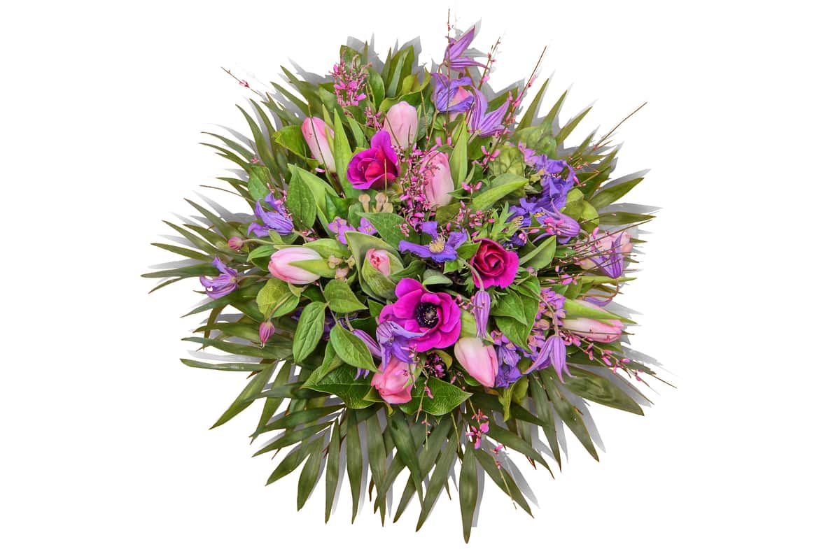 Elly – Frühlingsstrauß mit Anemonen – frisch gebundener Blumenstrauß